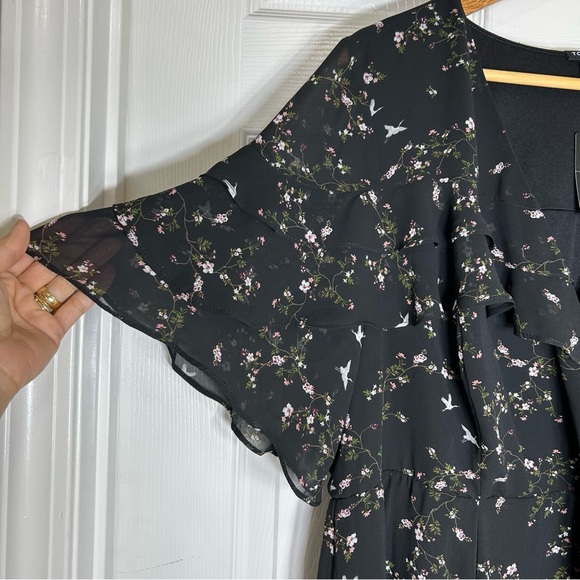 Torrid Black Floral Birds Print Chiffon Ruffled Wrap Versatile  Dress 2/2X/18-20 - Picture 3 of 16